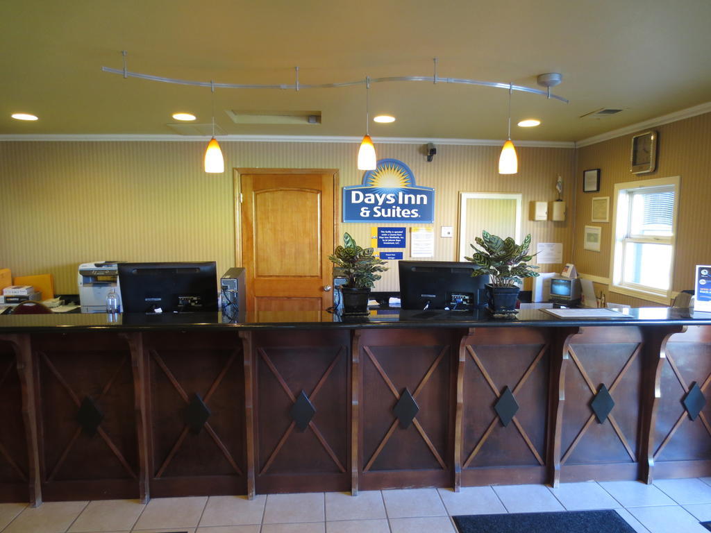 Days Inn & Suites By Wyndham Arcata Extérieur photo